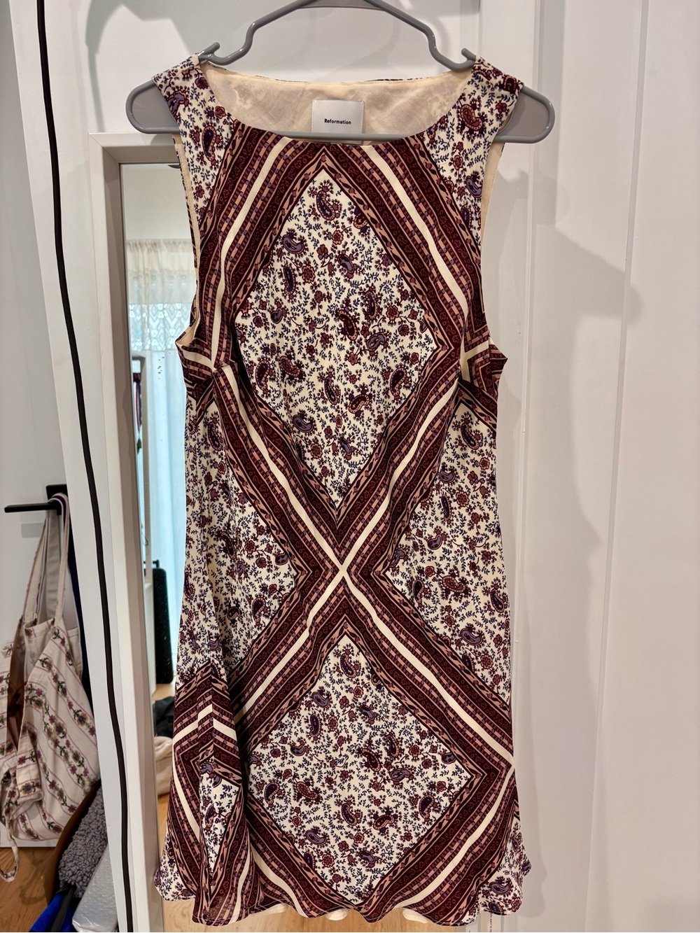Reformation NWT Boho Floral Sleeveless Shift Dress in Cream and Burgundy